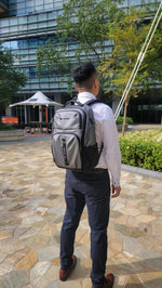 Load image into Gallery viewer, Travel business backpack SN2640 Silver
