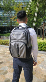 Load image into Gallery viewer, Travel business backpack SN2640 Silver
