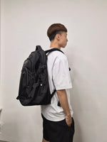 Load image into Gallery viewer, AOKING升級版懸浮護脊減重人體工學書包背包 SN57605-7B 純黑色
